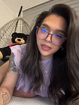 Samantha_Bernardo live webcam
