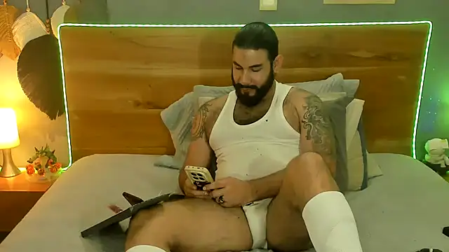 Prometeo-grizzly live cam on StripChat
