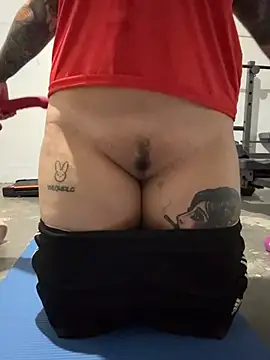 miacanela_xo live cam on StripChat