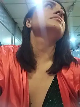 evazul live cam on StripChat