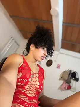 Miily_0 live cam on StripChat