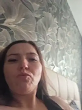 MilaMature live cam