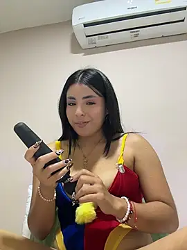 LovelyEyess live cam