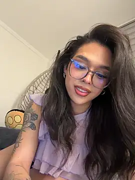 Samantha_Bernardo live cam