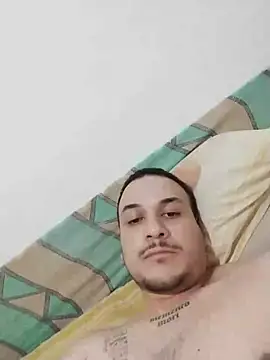 Dulcelechero live cam on StripChat