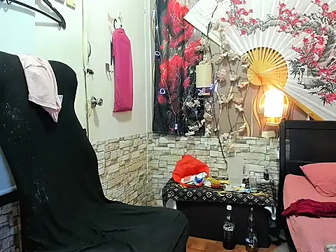 manilafoxts live cam on StripChat