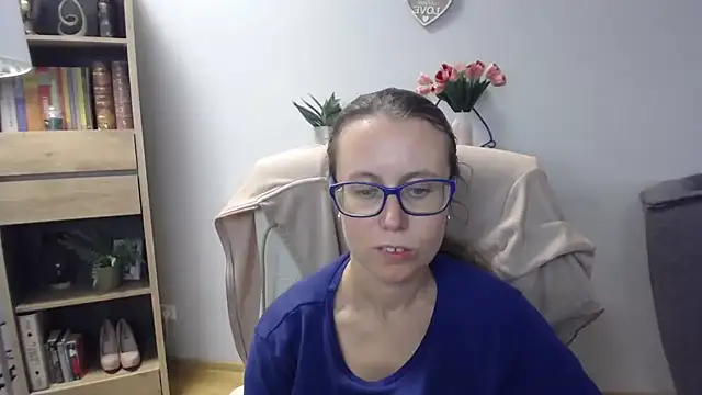 sweetxLizzy live cam on StripChat
