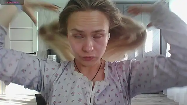 Annie_Cohn webcam