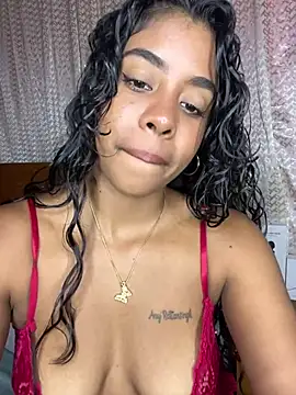 Kyra-Bronw webcam