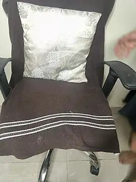 playpalak (F young) - boobs show