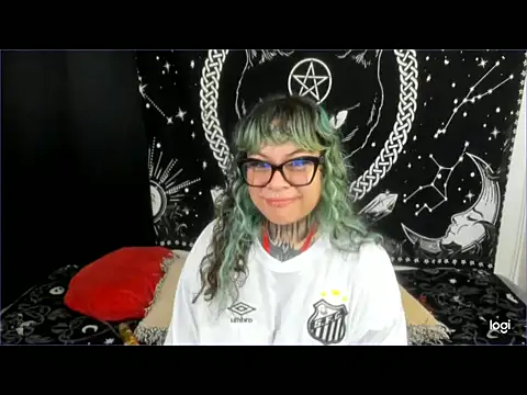 driana_atee (F young) - suck dildo and play boobs