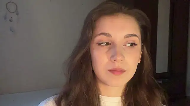 CortneyMontaluo live cam on StripChat