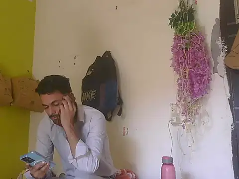 Stubborndesiboy live cam