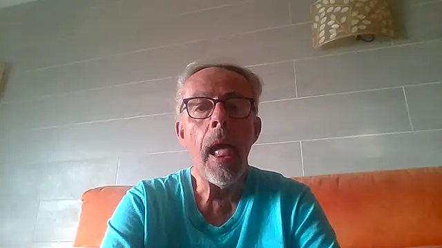 tuggy59 live cam on StripChat