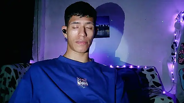 dareck_18 live cam on StripChat