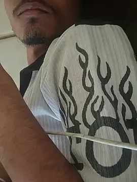 Shivmumbai19t live cam on StripChat