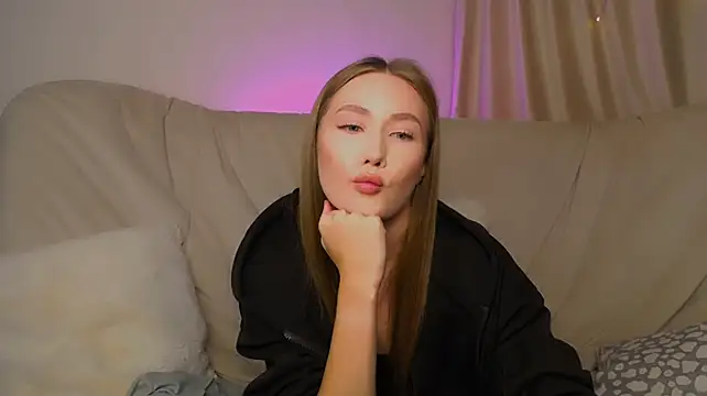 EllyColins live cam on StripChat