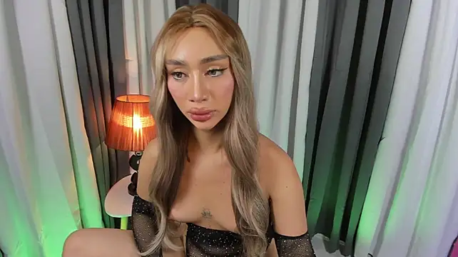 sugar_hally29's live room