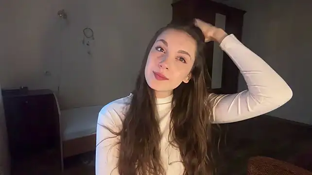 cortneymontaluo's live room