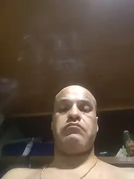 Chris_12_ live cam on StripChat