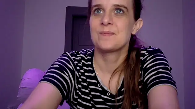 Chantalee webcam