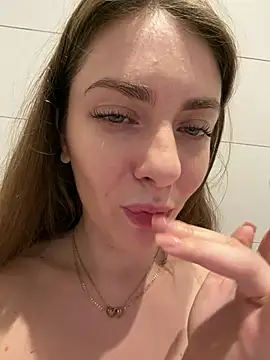 MariiD webcam