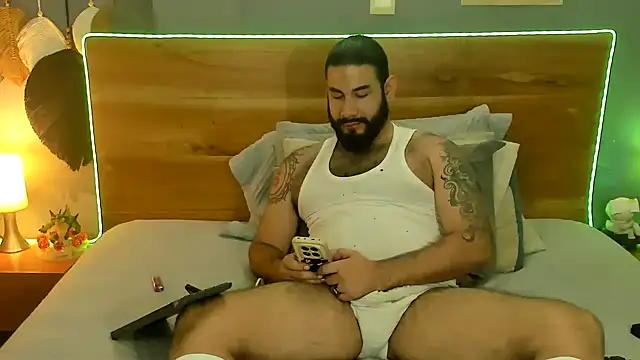 Prometeo-grizzly live cam on StripChat