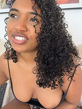MilaTeenX live cam on StripChat