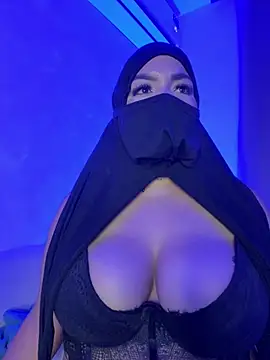 thaira_aly live cam