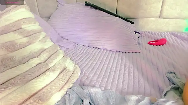Hanna_danniels live cam on StripChat