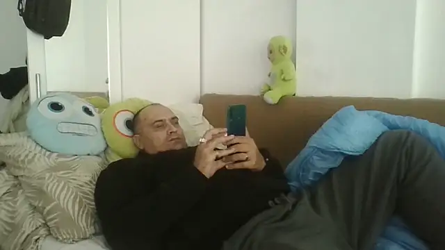 vitalik66679 live cam on StripChat