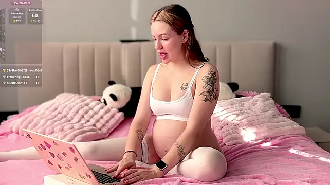 StacyKelli live cam preview