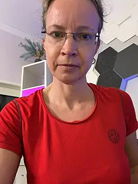AnnikaRose live cam on StripChat