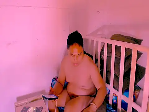 Hardking_69 live cam on StripChat