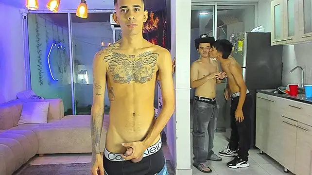 Houseofwarrios live cam