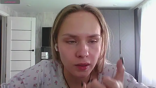 Annie_Cohn