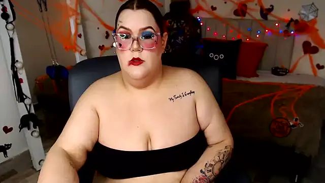 GiannaMorrys live cam on StripChat