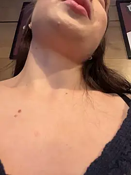 Holly_Play