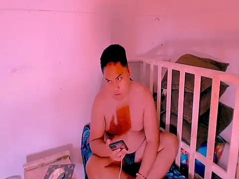 Hardking_69 live cam on StripChat