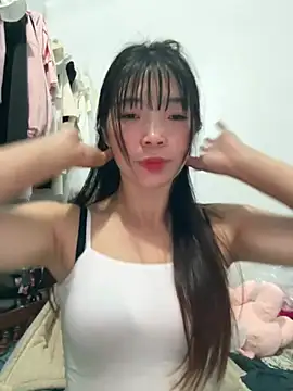 Baby_onle live cam on StripChat