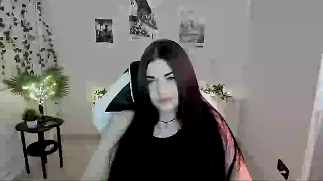 TinsleyPeach live cam on StripChat