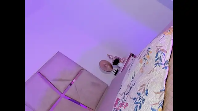 Keily_Tsx1