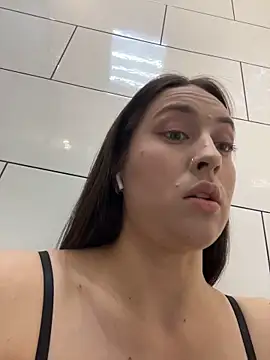Holly_Play webcam