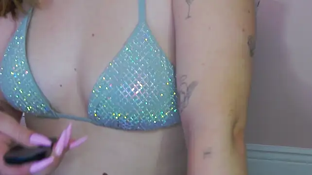 ErikaPinkyy
