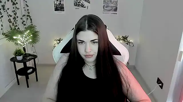 TinsleyPeach live cam on StripChat