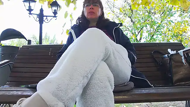 PublicBigLabiaMelly