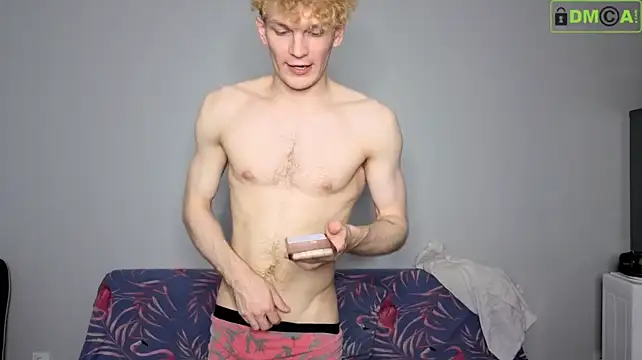 adamhariss (M young) - make my big cock hard and jerking it💗👈