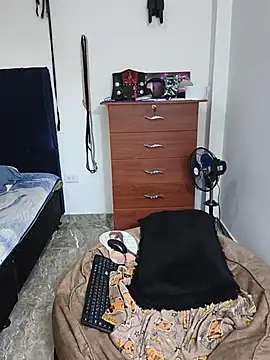 kratosafroditacs's live room