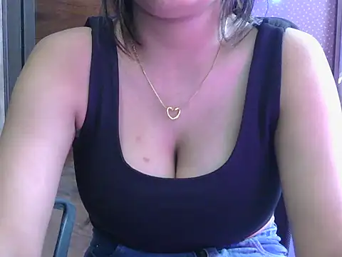 miss-riyaa webcam