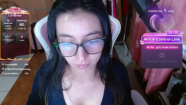 Maggie_Fox3 live cam on StripChat